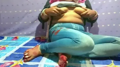 छोटी साली की चूत चोदा जीन्स उतार के वीडियो
