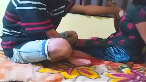 गाँव का लड़का शहेर की लड़की को पटाके चोदा वीडियो