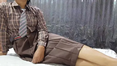 इंडियन स्कूल गर्ल को चोदा टीचर ने वीडियो