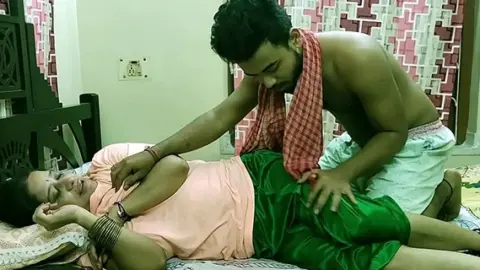 देसी टीन बॉय ने मालकिन को चोदा अकेले में वीडियो