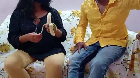 जीजा से अपनी चूत चुदवा ली साली ने केले दिखके वीडियो