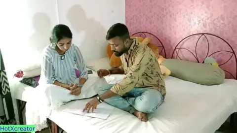कॉलेज गर्ल ने अपने टीचर के साथ सेक्स किया वीडियो