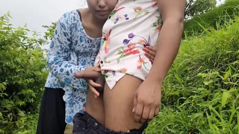 देसी भाभी को खुले में मस्ती में चोदा वीडियो