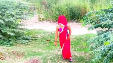 विलेज भाभी को खुली जगह पर चोदा वीडियो