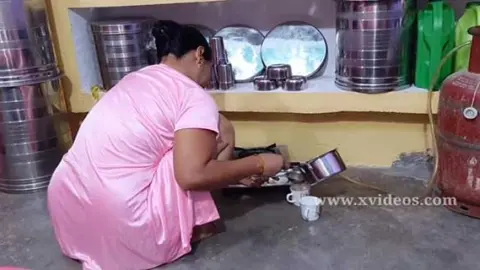 चाइ पीने के बहाने भाभी को चोद दिया वीडियो