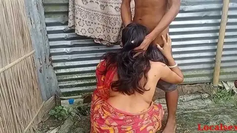 गाँव की भाभी की चुदाई खुले में वीडियो