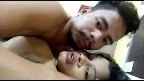 Fodi uma garota doce e também beijei seu vídeo MMS