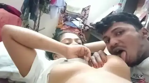 फ्री हिंदी पोर्न वीडियो नंगी लड़की की चूत चुदाई
