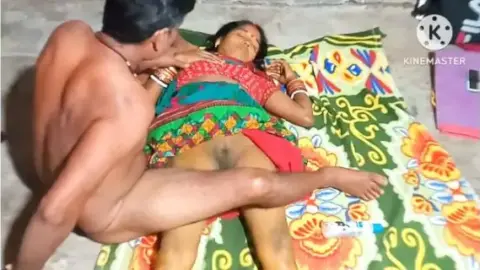 देहाती औरत की प्यासी बुर चोदा शराबी पति का दोस्त वीडियो