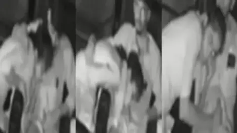 मेरठ लड़की सिनेमा थिएटर में लंड चूसती है बॉयफ्रेंड का वीडियो