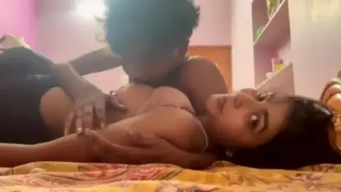 Sofik SK mms viral sex बंगाली बॉयफ्रेंड साथ नंगी होकर वीडियो
